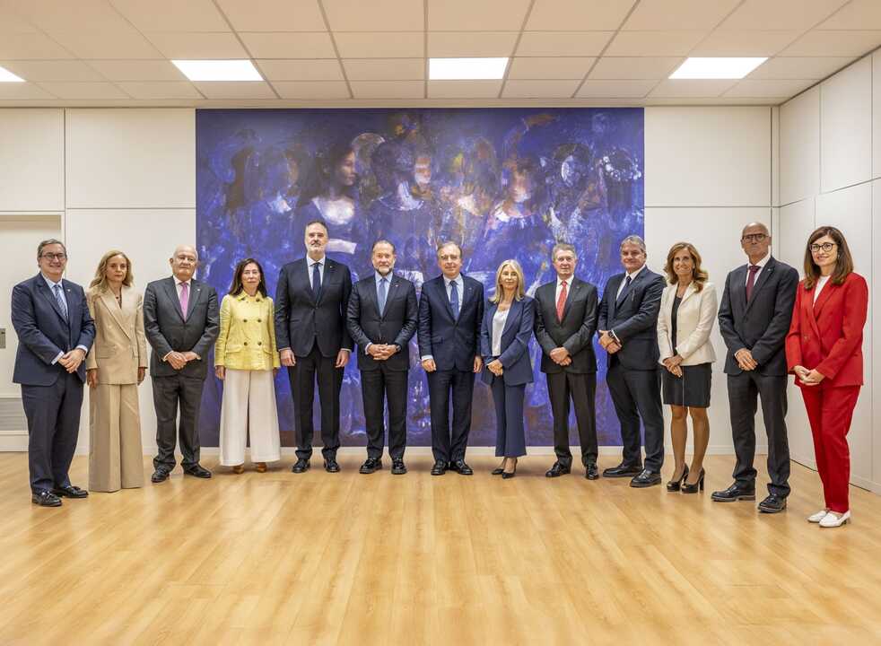 El consejo ratifica en Ourense el plan contra los incendios puesto en marcha por Abanca en agosto