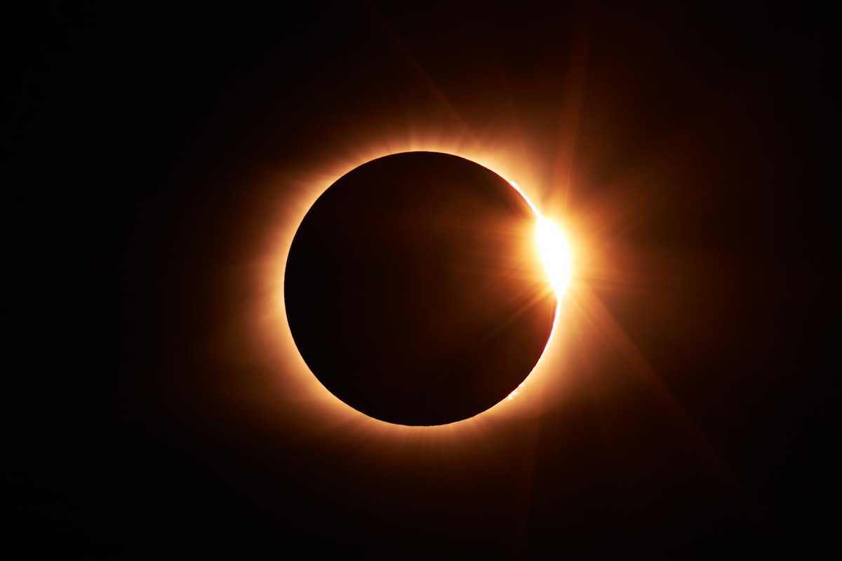 Illinois Gets A Look At Meteor Showers And 2 Eclipses In August
