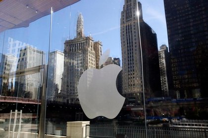 Apple takes down app that allows people to track and anonymously report sightings of ICE agents