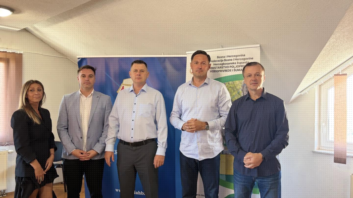 Više od 887.000 KM za vodoprivredne projekte u HBŽ-u i uređenje Buškog jezera