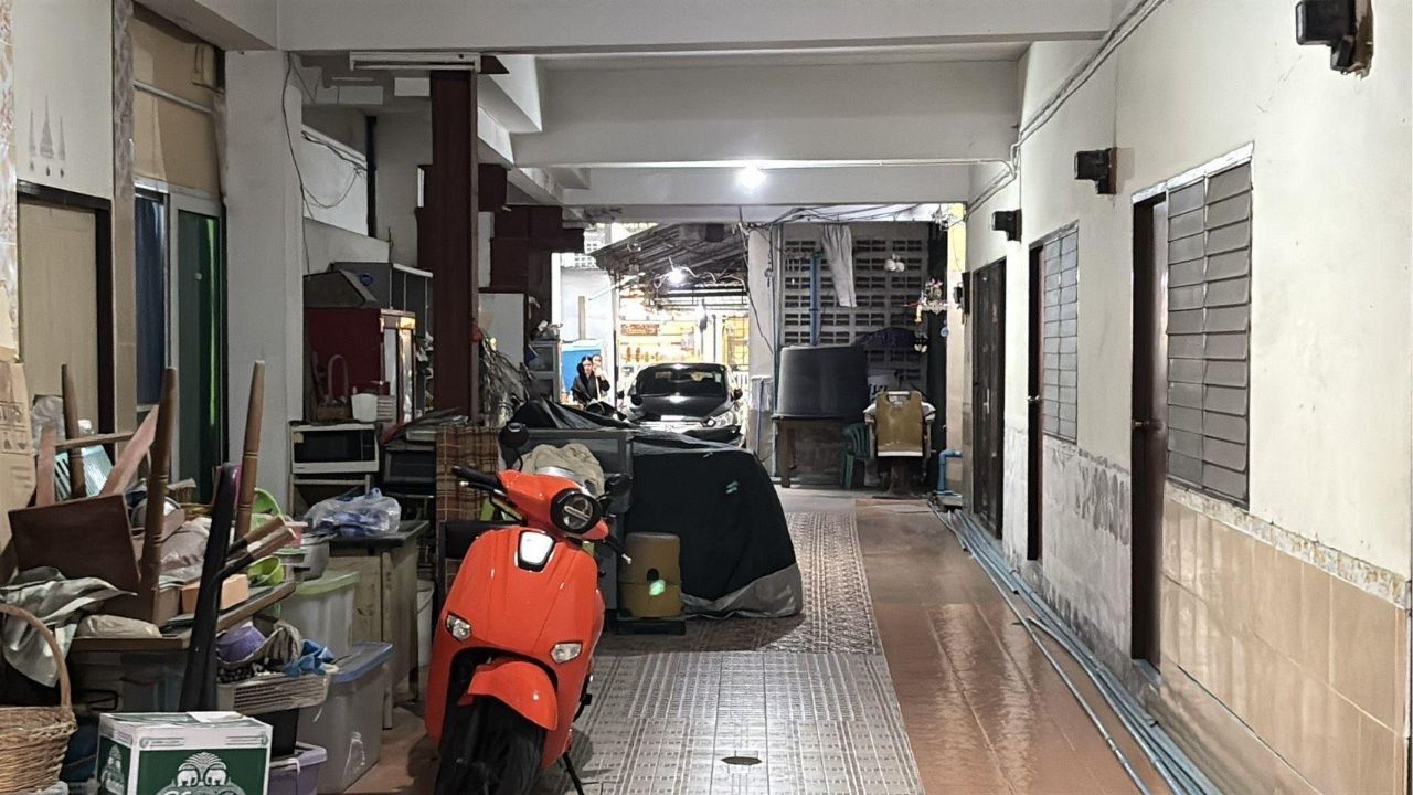 Laotian woman survives brutal attack in Pattaya room raid