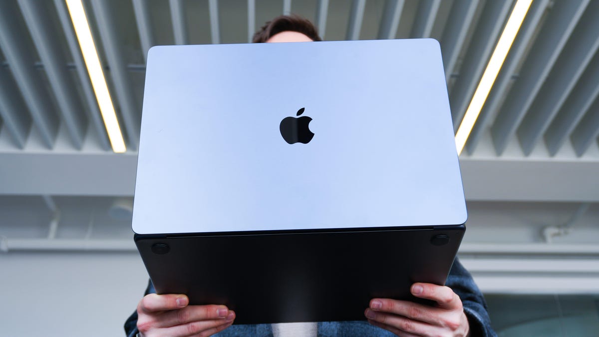 I tried buying a MacBook Air from Apple today - shipping was delayed by over a month