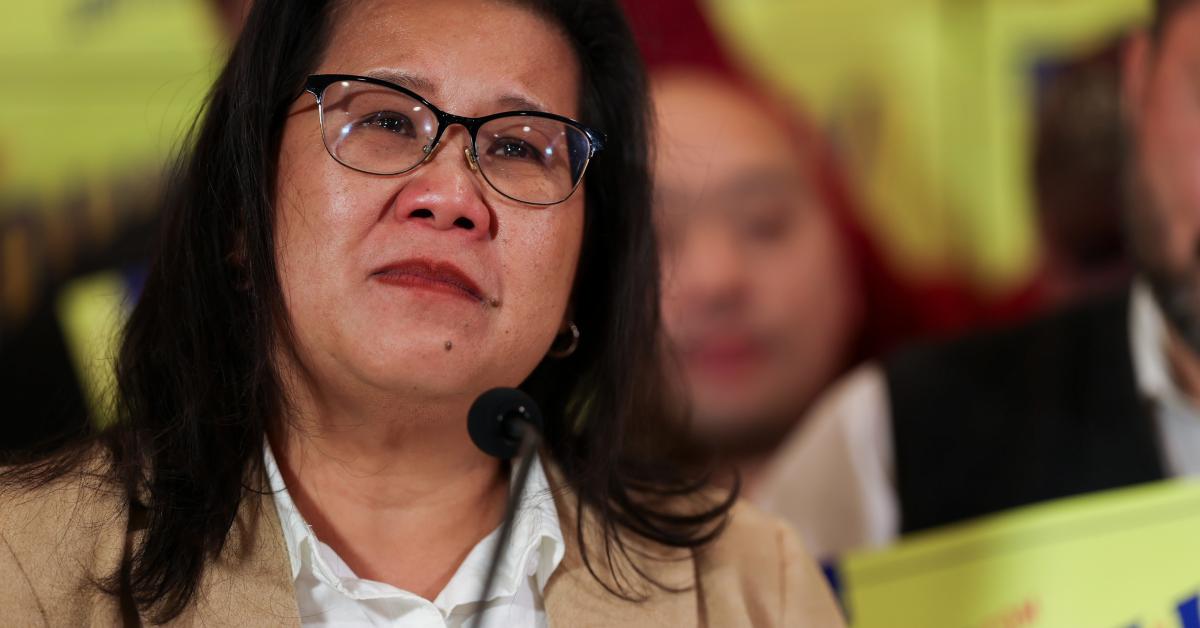 St. Paul Mayor Her under investigation for sexual harassment for sending 'inappropriate' texts