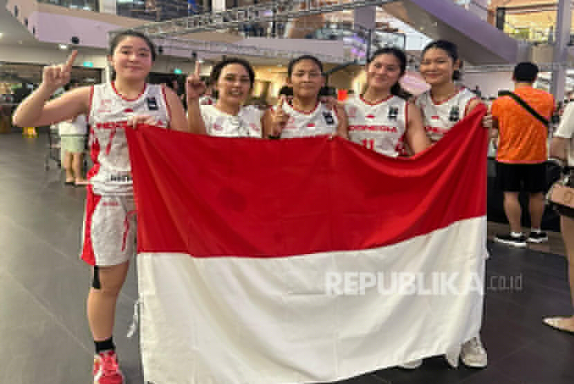 Catat Sejarah, Timnas 3x3 U-17 Putri Indonesia Angkat Trofi Perdana SEABA Cup