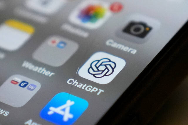Some U.S. adults are using AI for financial guidance but few trust it, Gallup poll finds