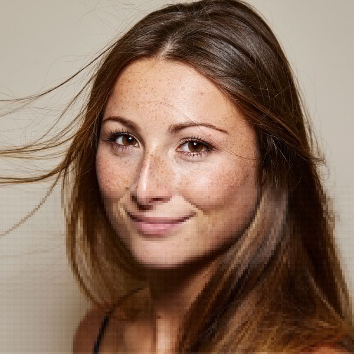 The Best Haircut for Round Faces, According to a Celebrity Hairstylist