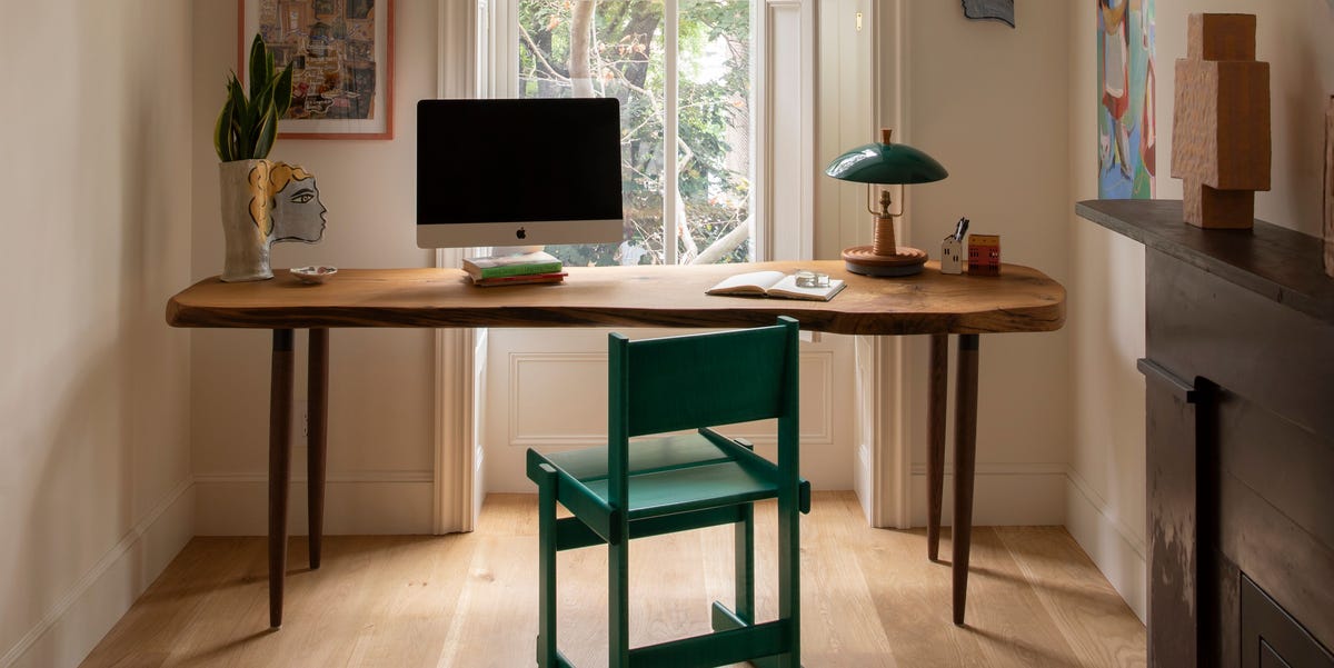 The Freestanding Desk Is Out—Designers Say This Home Office Layout Looks Far More Elevated