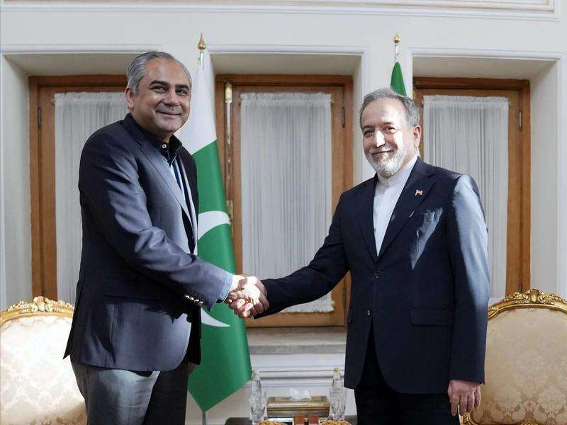 Pakistan says US and Iran close to 'some sort' of deal