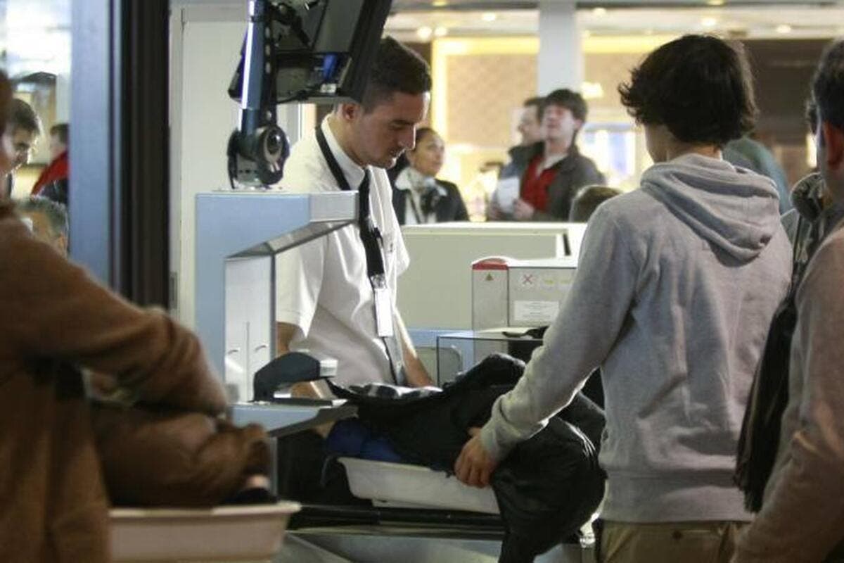 Onze jeunes Français détenus en Thaïlande après avoir transporté plusieurs kilos de cannabis dans leurs bagages