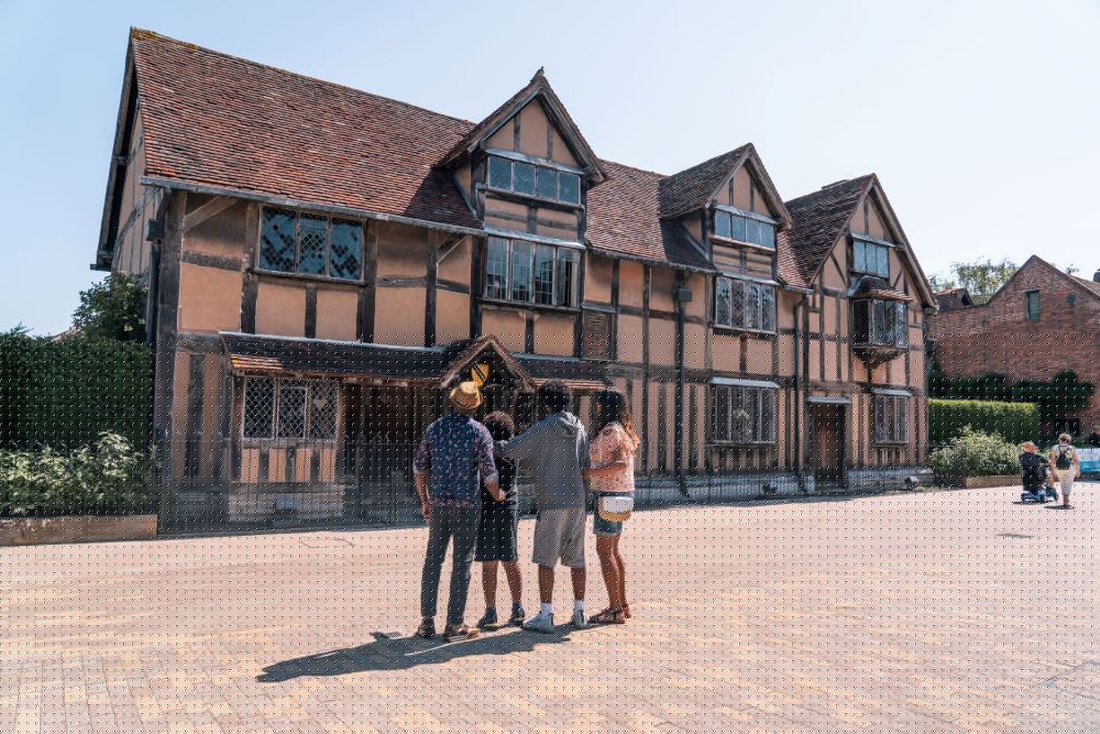 Shakespeare Birthplace Trust welcomes heritage rethink report