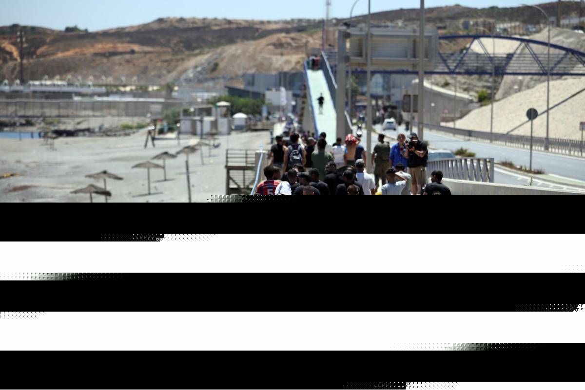 Ceuta, Marocco: "Spagna sapeva dell'allarme migranti"
