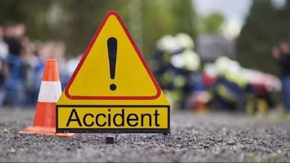 South Africa Road Tragedy: 11 dead, including schoolchild, in minibus taxi–truck collision