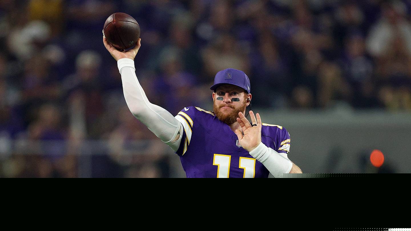 Carson Wentz Hopping Back in the Saddle After Week 3 Injury Twist
