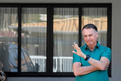 Ministros do STF defendem prisão domiciliar para Bolsonaro