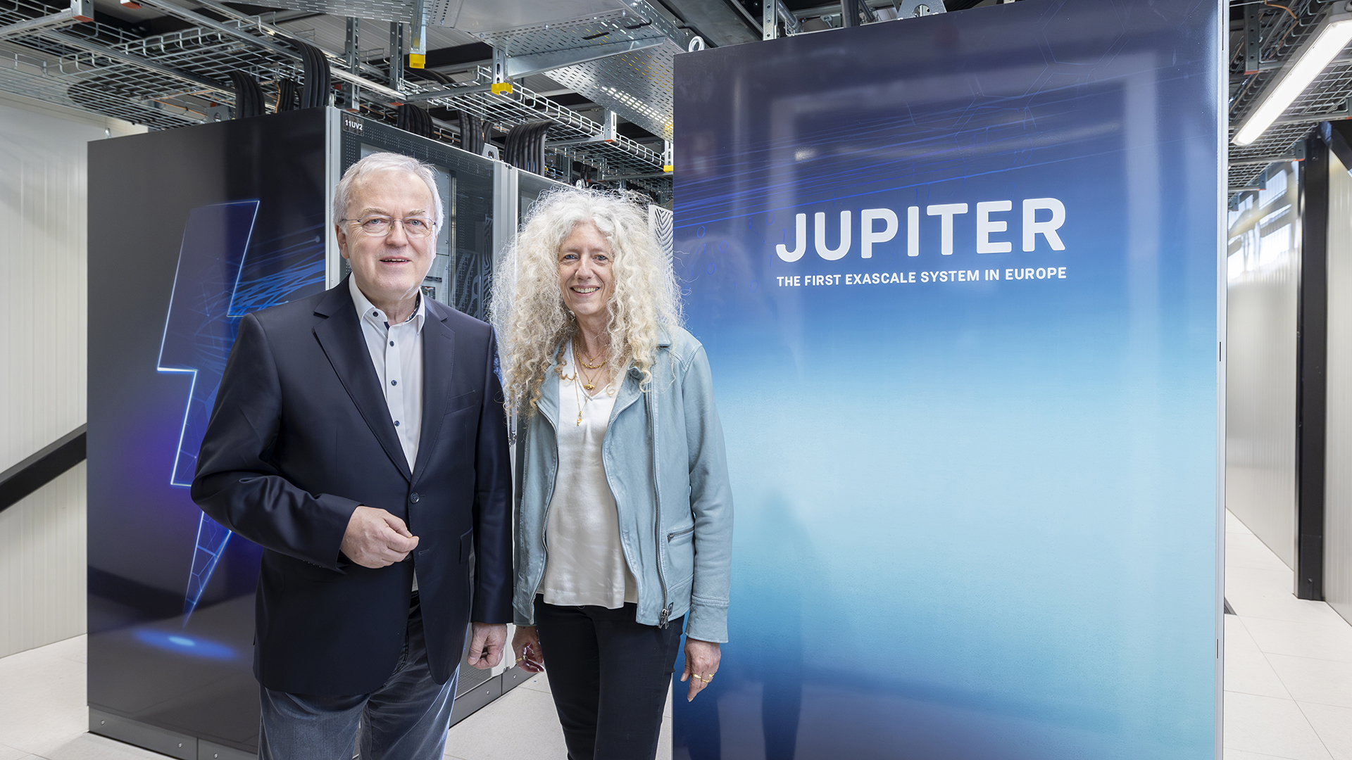 From high-performance roots to exascale and beyond: How the Jülich Supercomputing Centre is integrating HPC, AI, and quantum