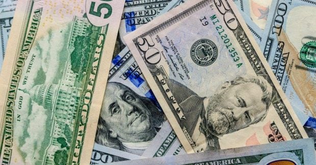 Hryvnia slightly strengthens to U.S. dollar on Sept 24