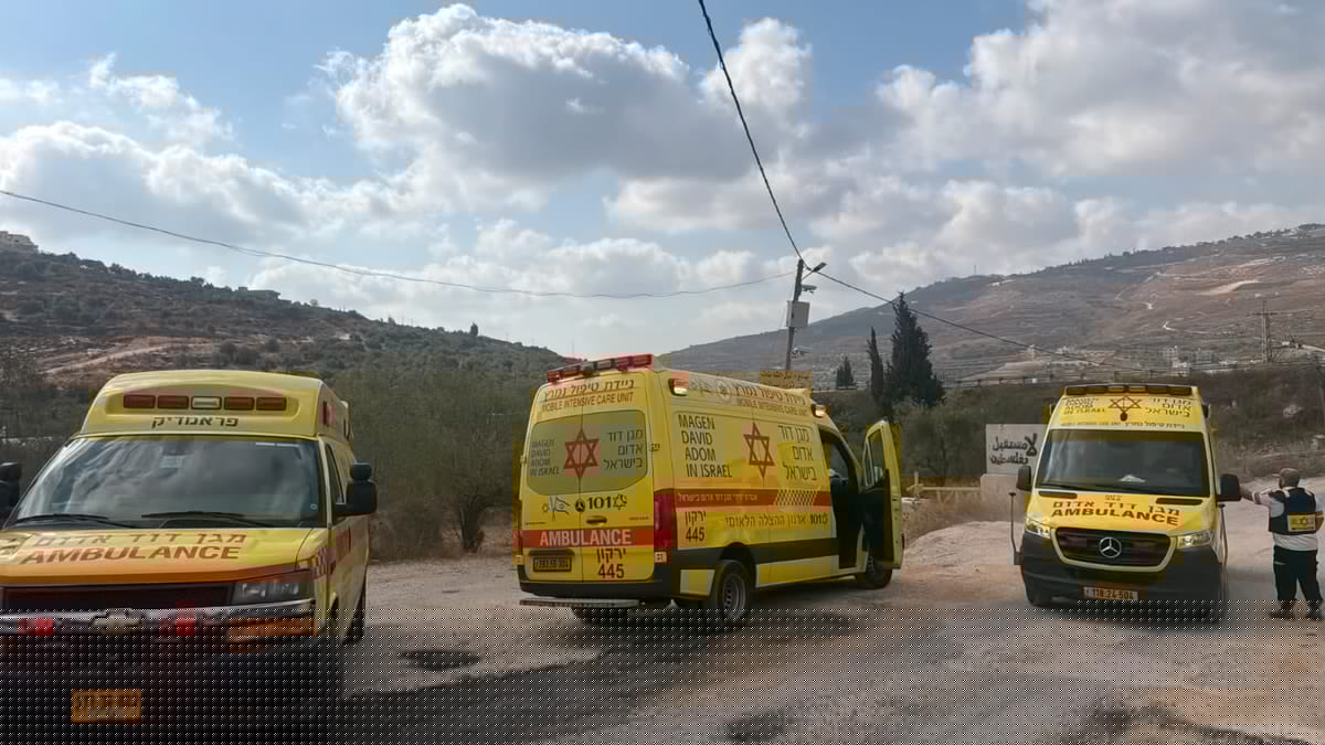 Israeli Paramedic Warns: Drinking Water Alone Won't Prevent Deadly Heat Stroke