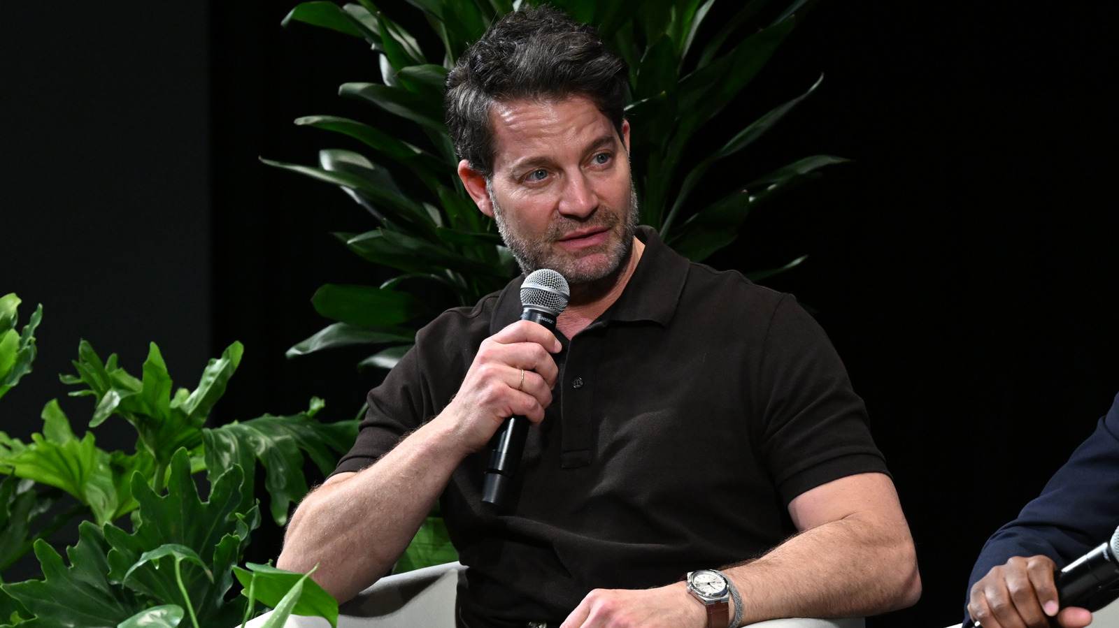 No More Useless Entryways: Nate Berkus' Best Advice For Small Apartment Storage