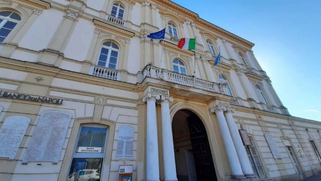 #PoliticaLavoro #Pompei - Bilancio, più risorse ai servizi e meno spese per gli eventi: approvata la variazione