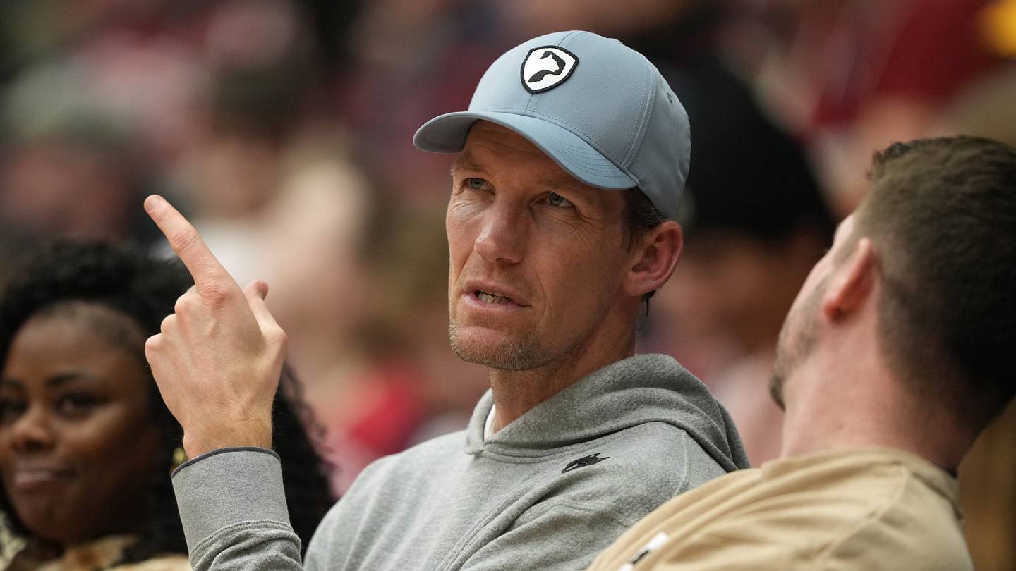 Mike Dunleavy's 'Super Aggressive' Warriors Claim Doesn't Pass Sniff Test