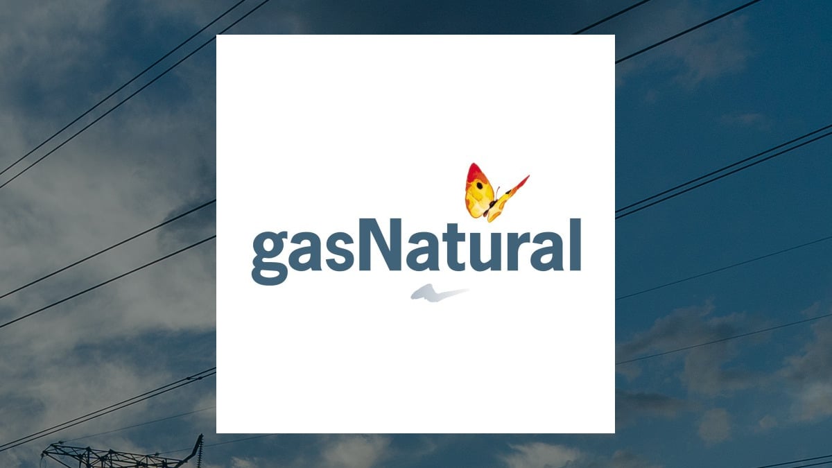 Contrasting Naturgy Energy Group (GASNF) and Its Rivals