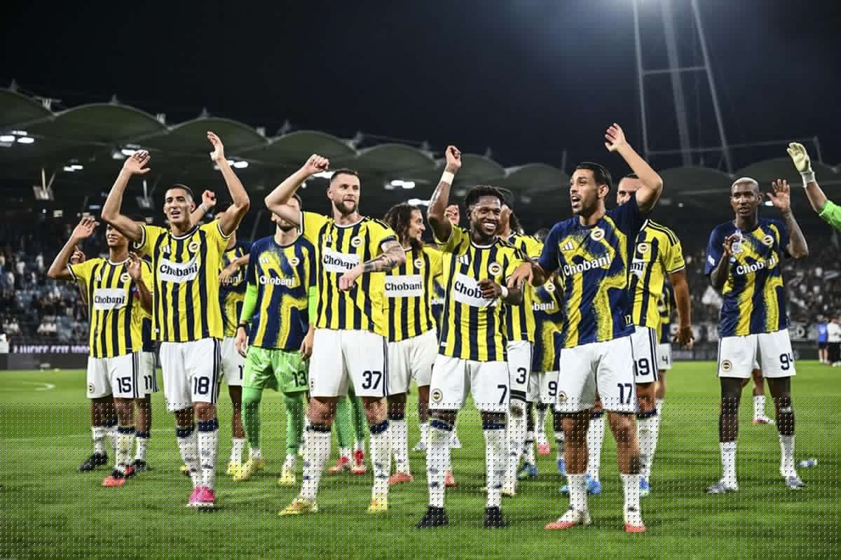 Fenerbahçe'de ayrılık vakti! Maç bitince taraftarlara veda etti