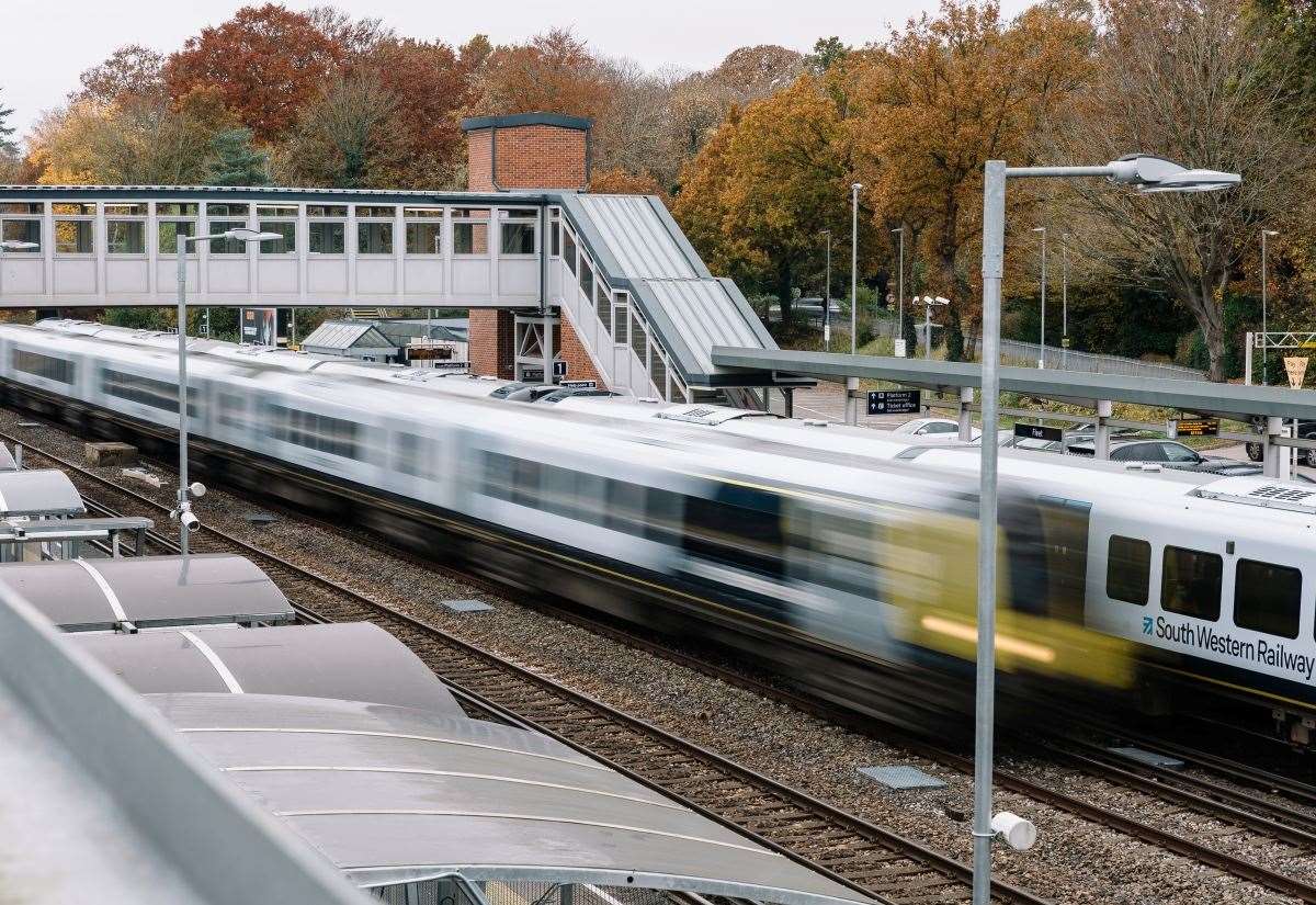 Rail signal fault disrupting trains