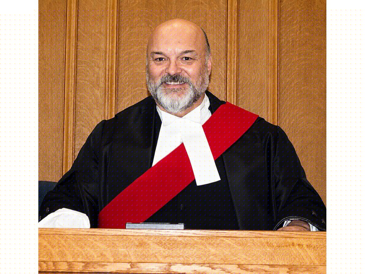 Hamel sworn in as district's newest judge
