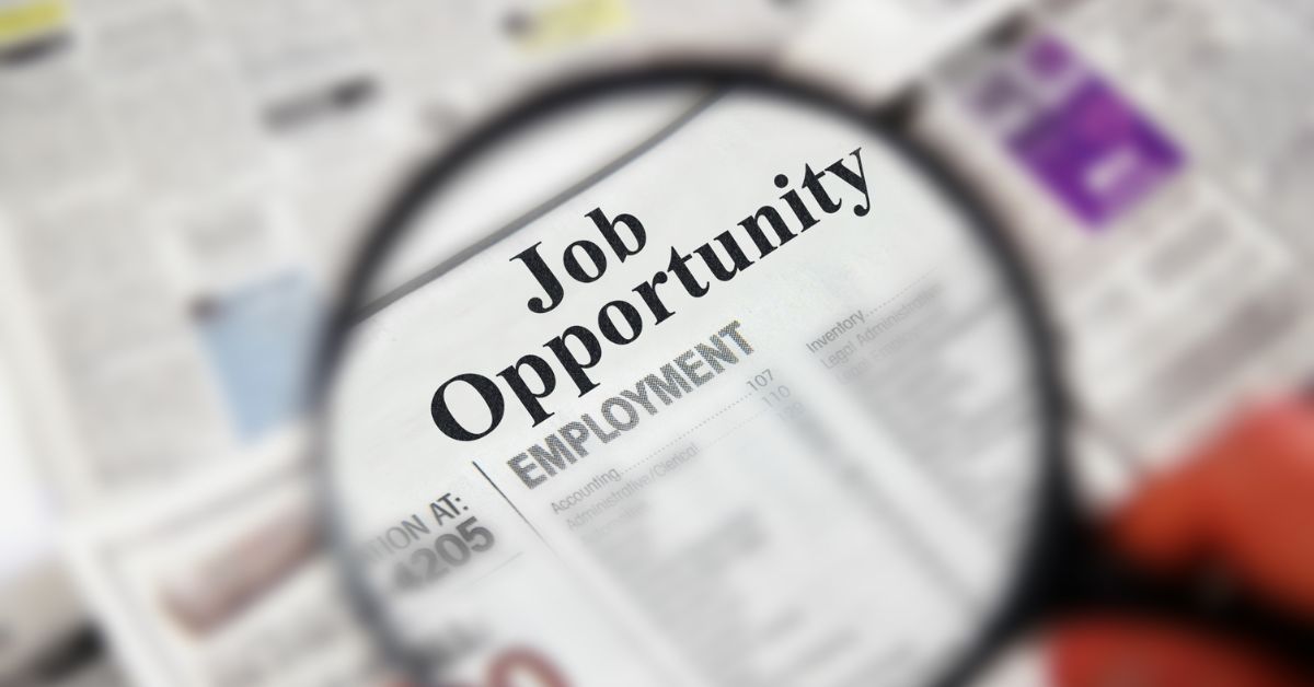 Private payrolls shrink as government shutdown threatens labor data visibility