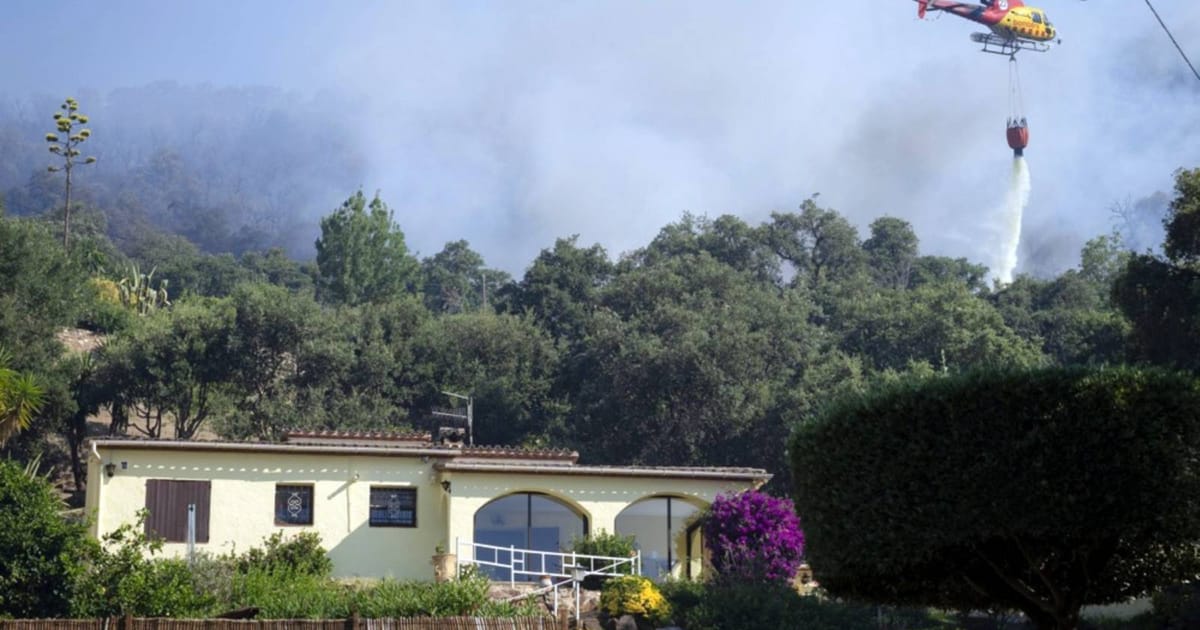 Spanish wildfire evacuees return home as France hit by new heat alert