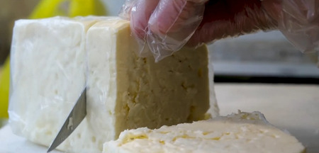 Maharashtra Bans Analogue Paneer for One Year After 35% Samples Fail Food Safety Tests