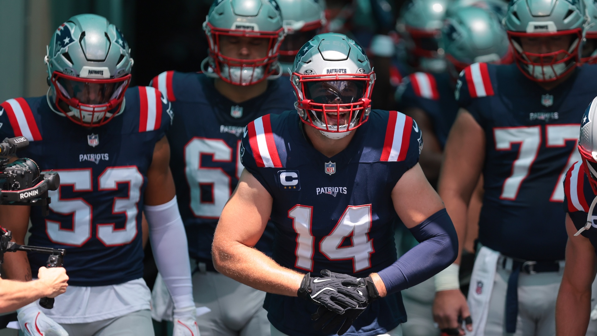 Patriots Captain Unavailable For First Practice Before Super Bowl
