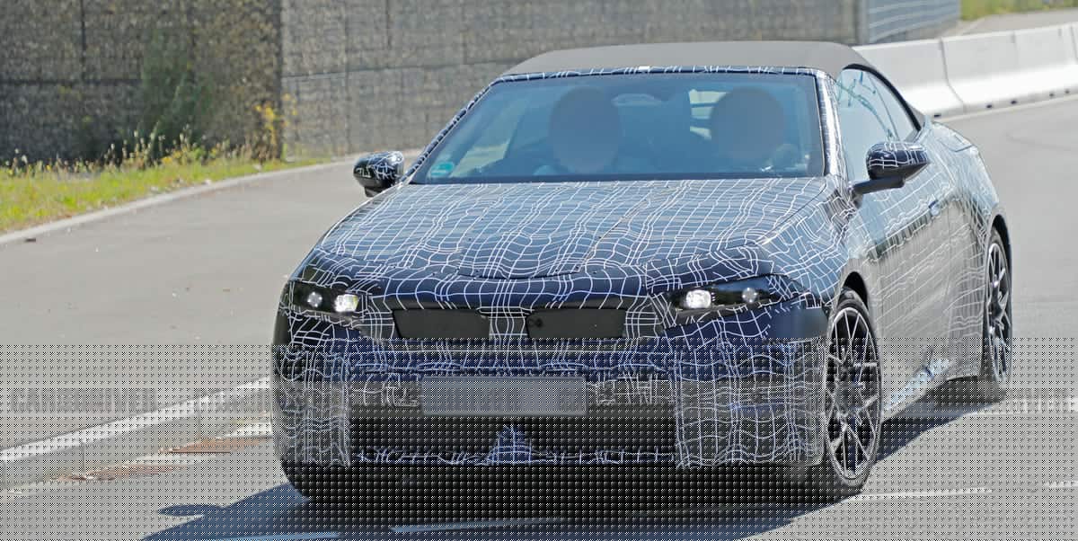 BMW i4 Convertible Spotted with Soft Top and Neue Klasse Styling