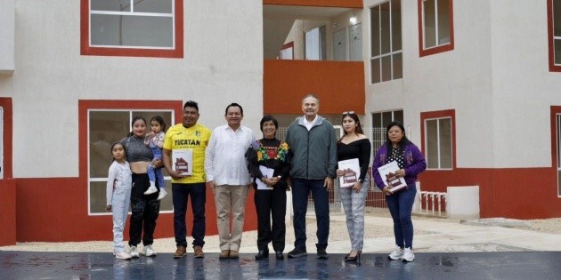 Infonavit entrega primeras Viviendas del Bienestar en Yucatán
