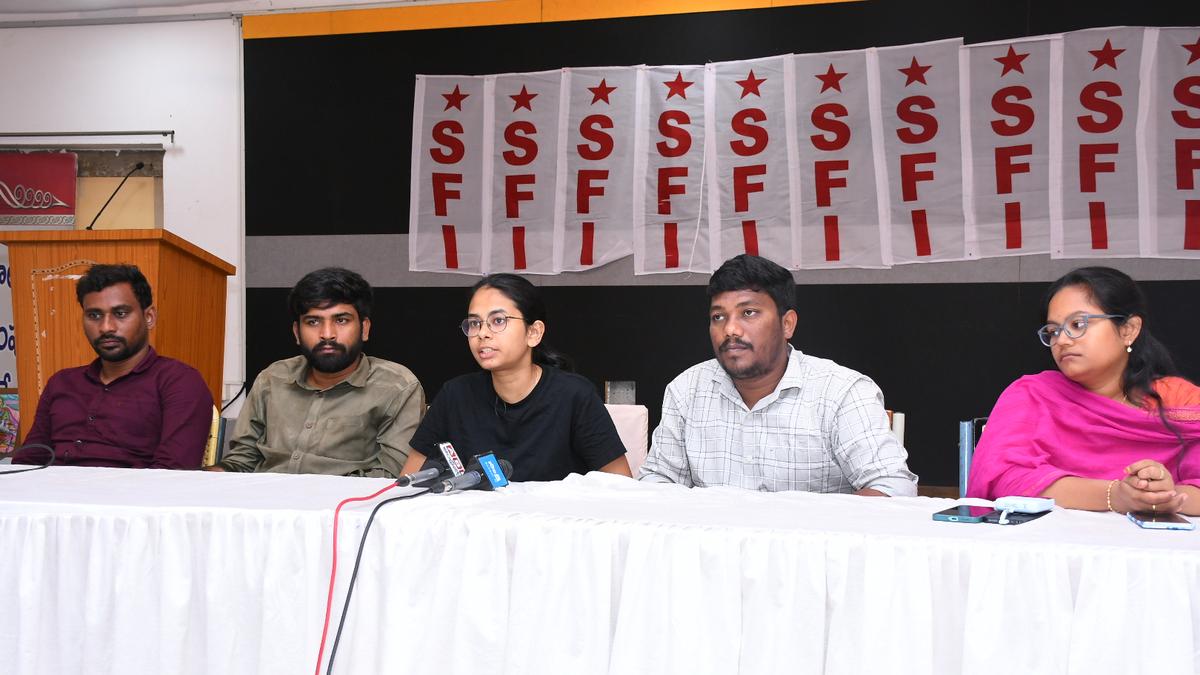 SFI slams Andhra Pradesh government’s move to hand over 10 medical colleges to private parties under PPP