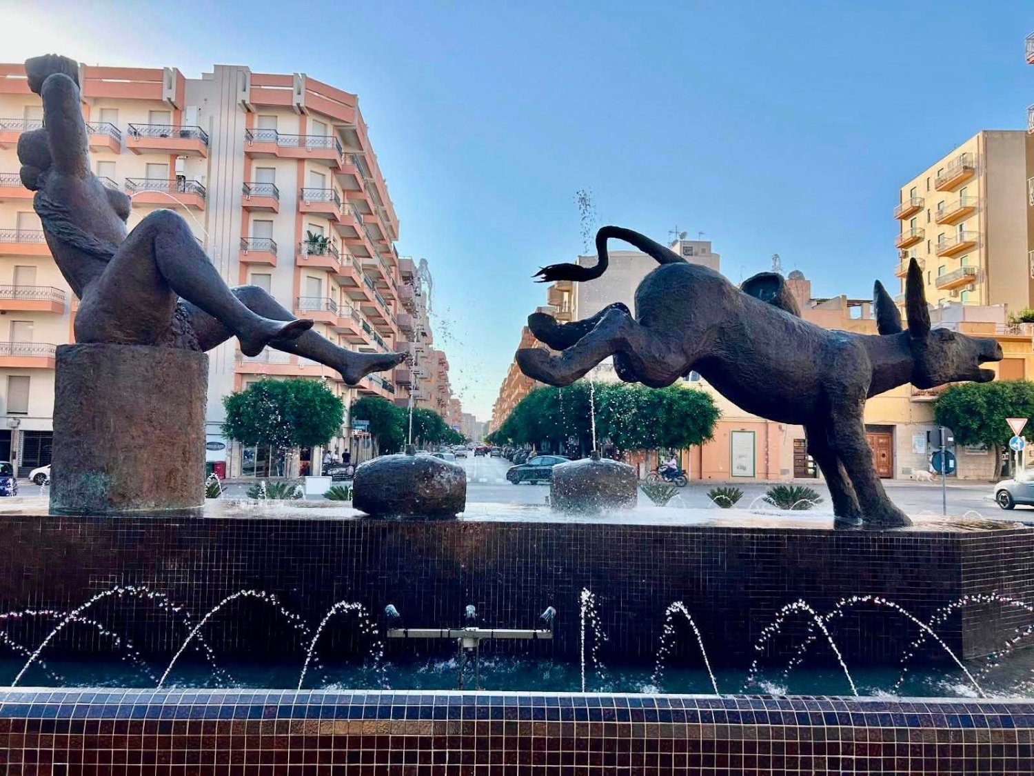 Marsala, concluso il restauro della Fontana del Vino