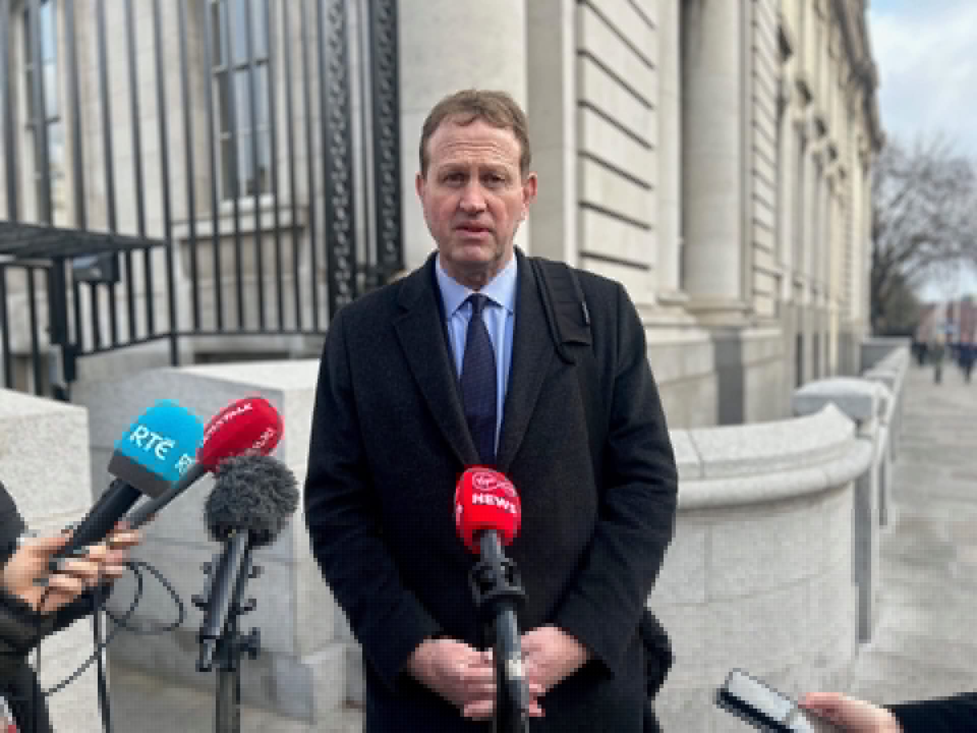 Justice Minister vows not to back down on flat fee for solicitors