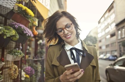 Canadians turn to AI for shopping, but trust remains the biggest barrier: IBM study