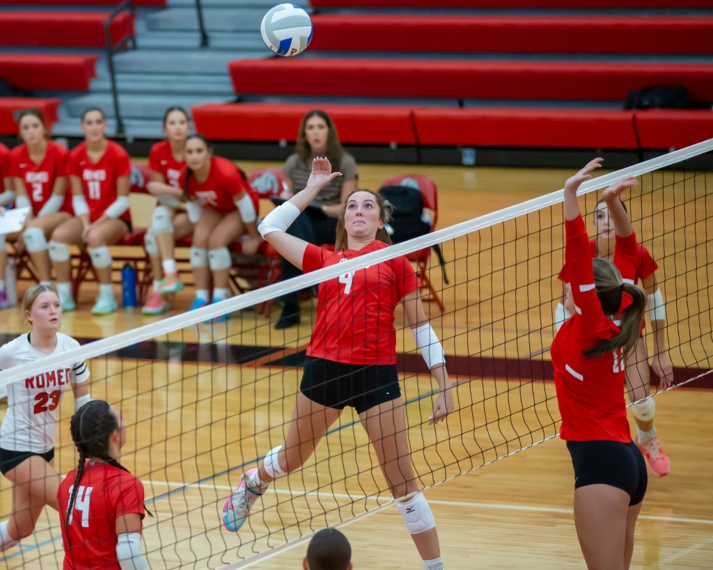 Romeo staves off Anchor Bay to keep in MAC Red race