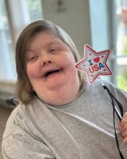 Kimberly Kay Lee, age 55, formerly of Versailles