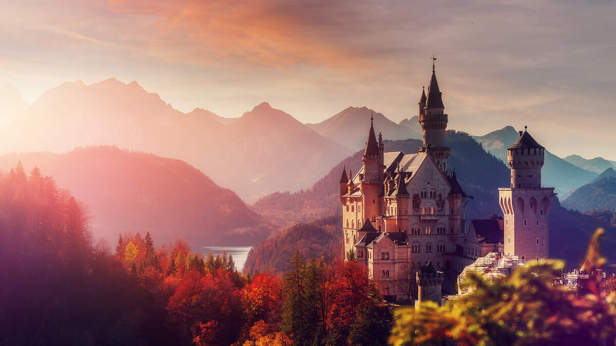 Plan an autumn getaway to Munich, London, or Lisbon