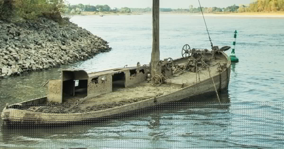 Mit dunklem Geheimnis - Dürre bringt altes „Geisterschiff“ zum Vorschein