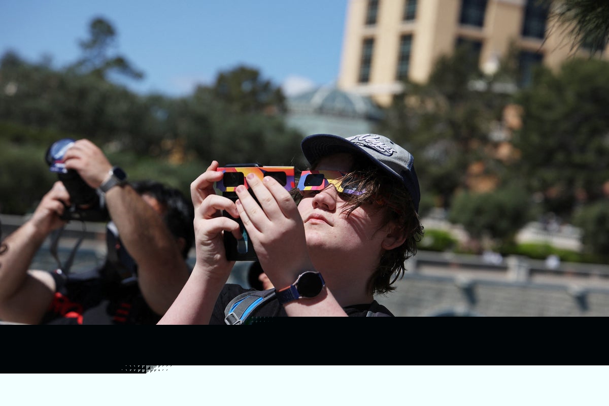 The one step to take before snapping a photo of the solar eclipse