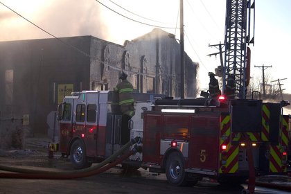 Joliet firefighters fight blaze at commercial building