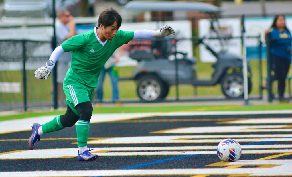 Hopewell Valley boys soccer holds off Lawrence
