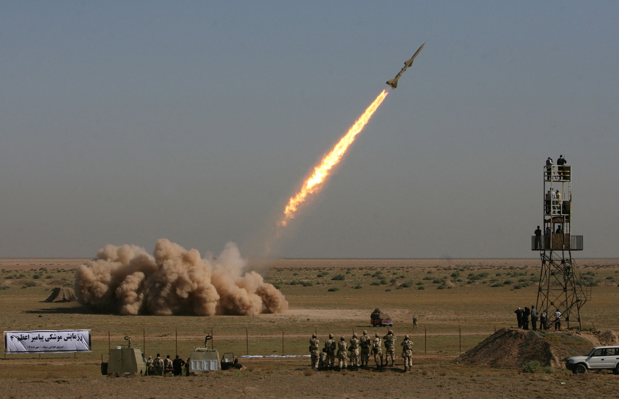 Iran Warns of Quick Retaliation as US Threats Resurface | Tehran