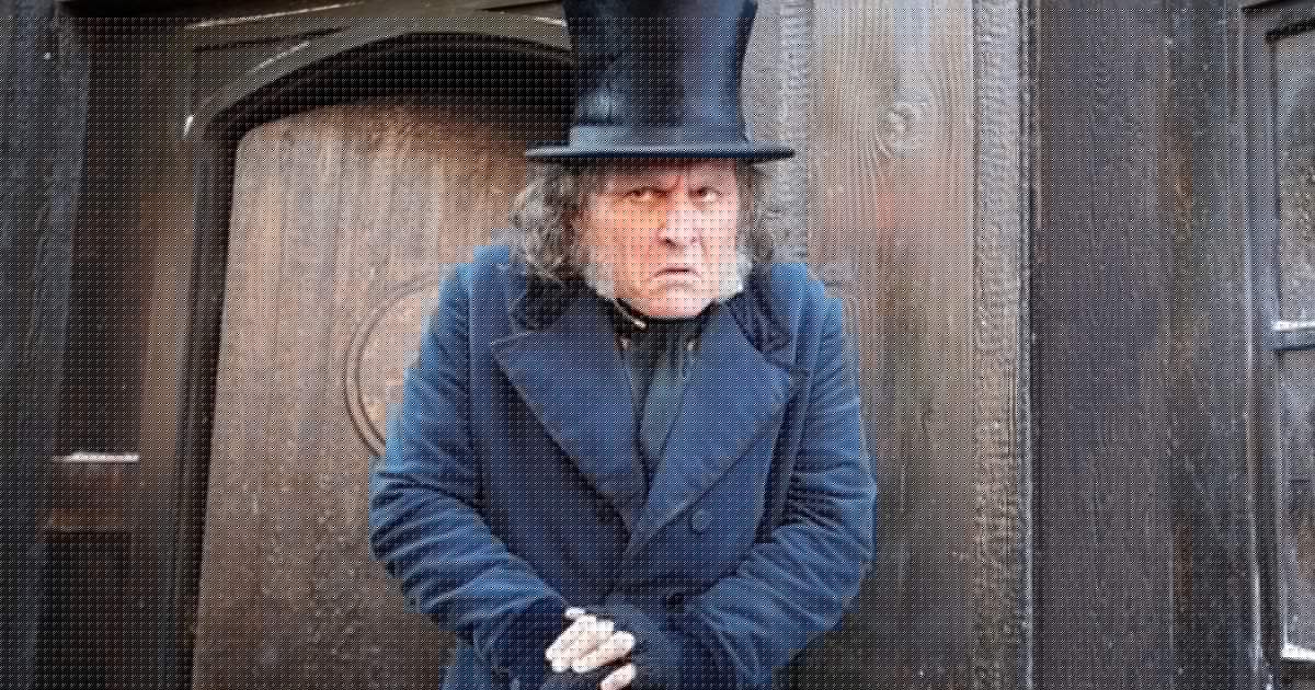 Er hasst Weihnachten! - Johnny Depp taucht bei Comic-Con als Scrooge auf!