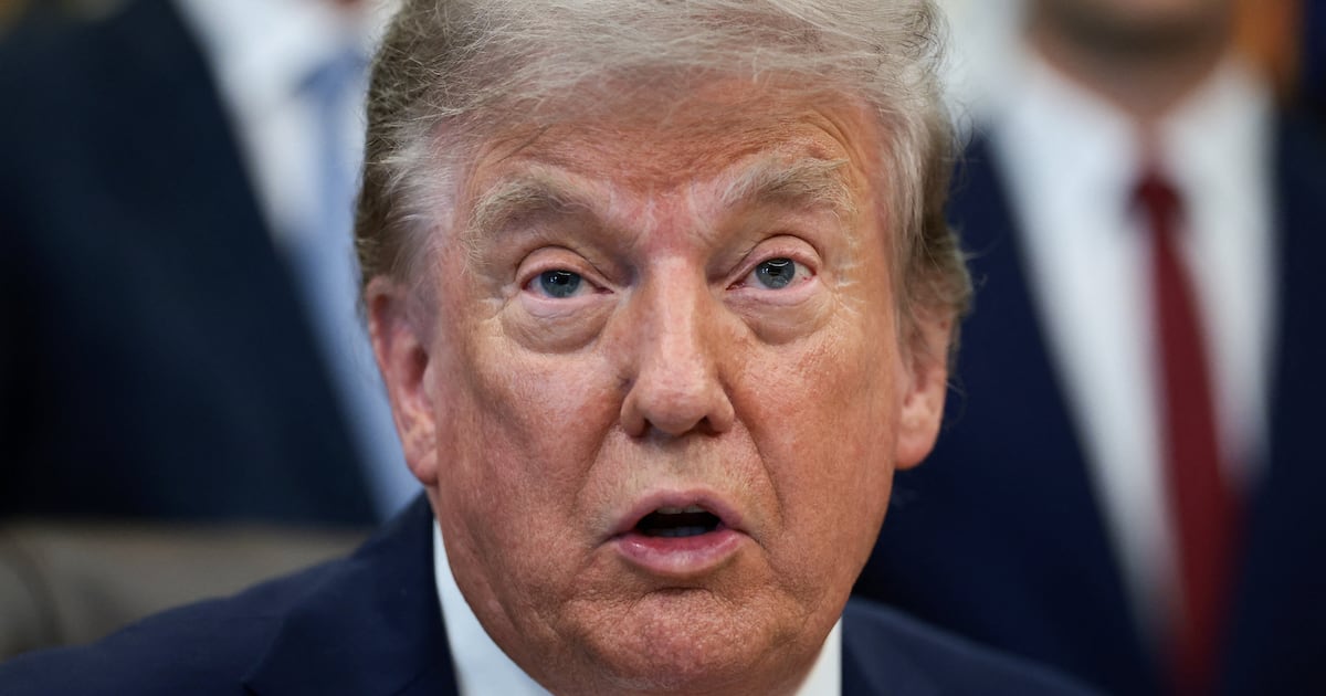 Desperate Trump Begs Supreme Court in New Filing