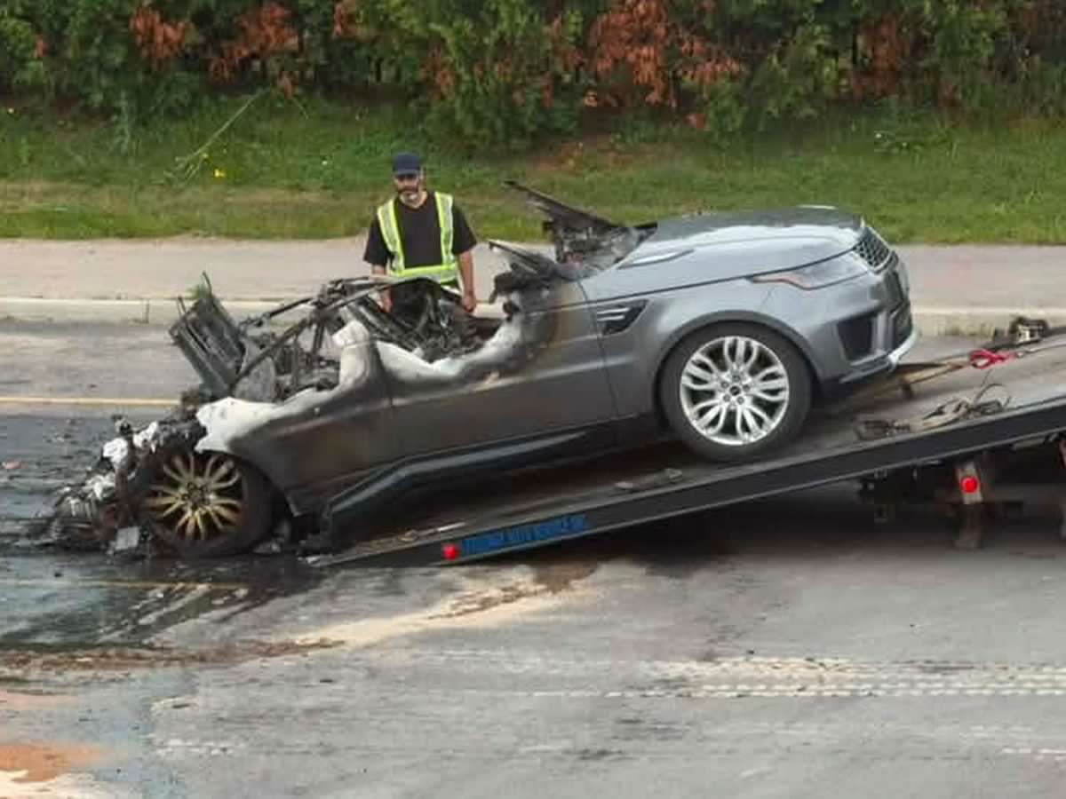 Vehicle completely destroyed by fire in an Amherstview retirement residence parking lot