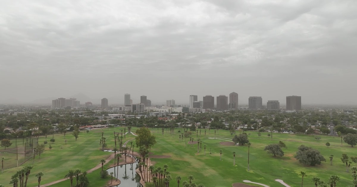 Phoenix dust storm triggers high pollution advisory